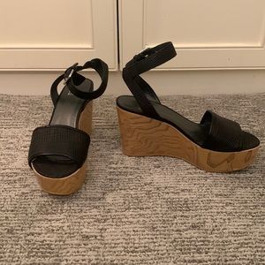Stuart Weitzman size 8 wedges